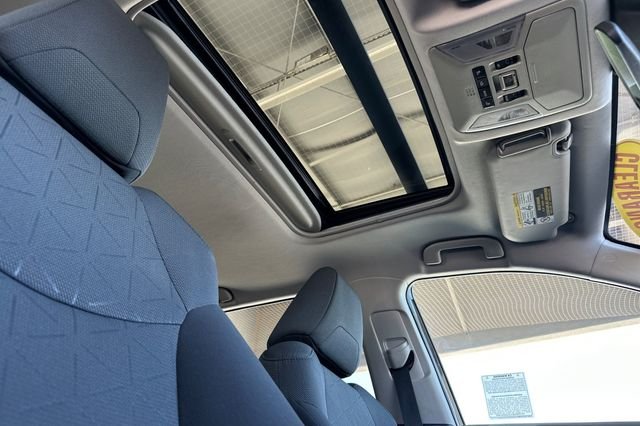 Used 2021 Black Toyota XLE image 16
