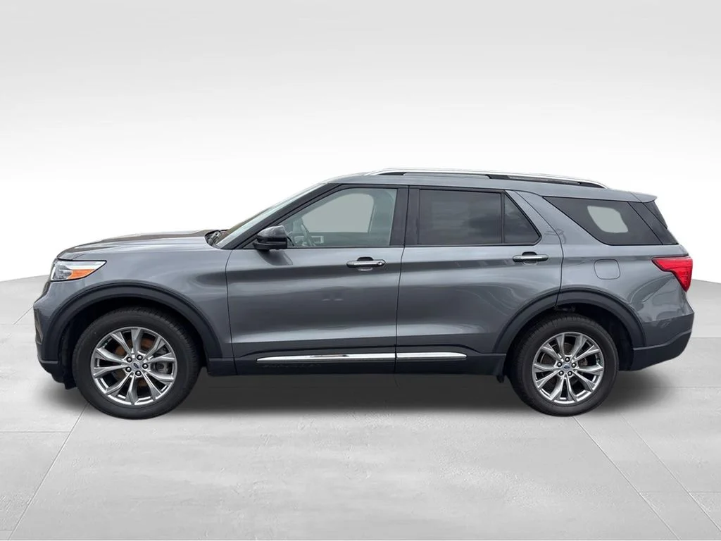 Used 2022 Carbonized Gray Metallic Ford Limited image 3