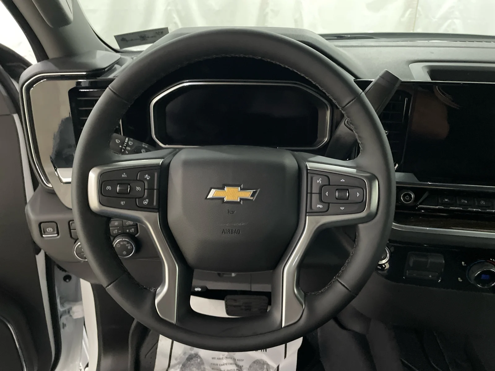 2026 Chevrolet Silverado 1500 LT - Photo 13