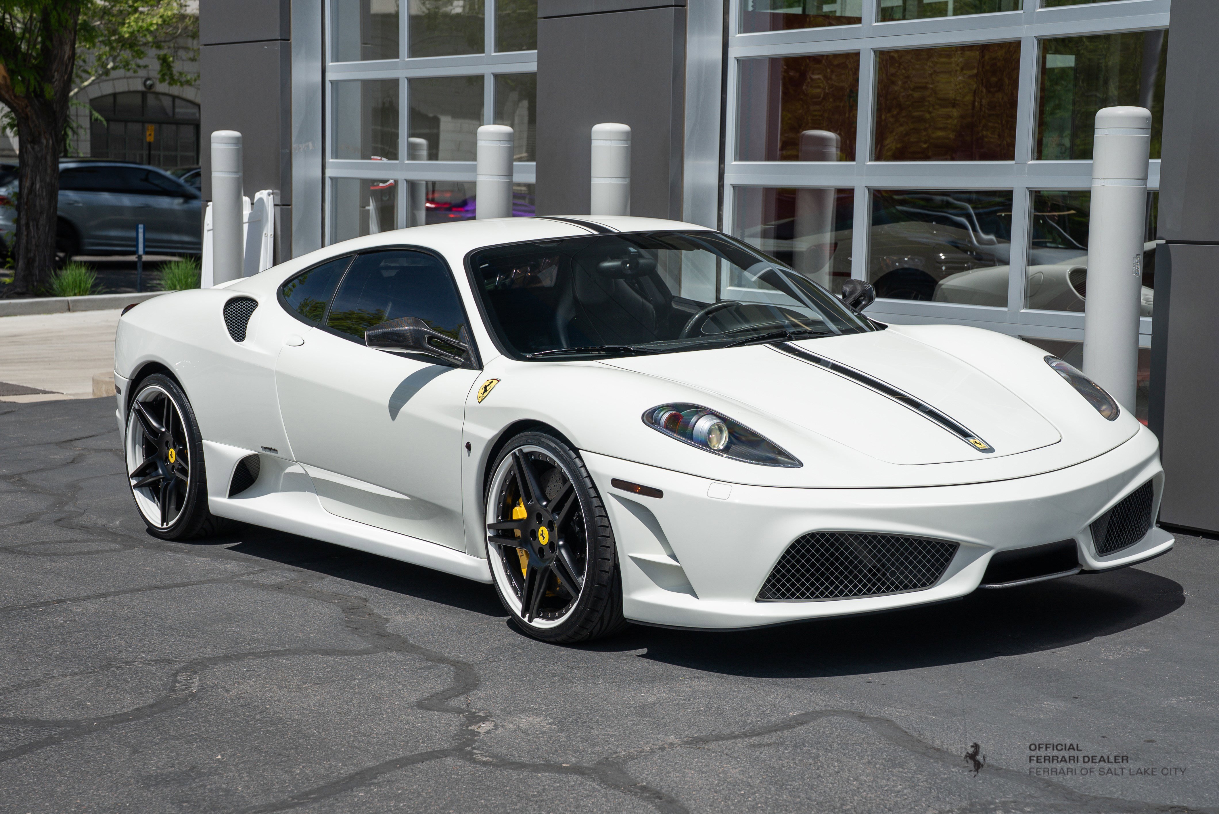 Used 2009 Bianco Avus Ferrari  image 13