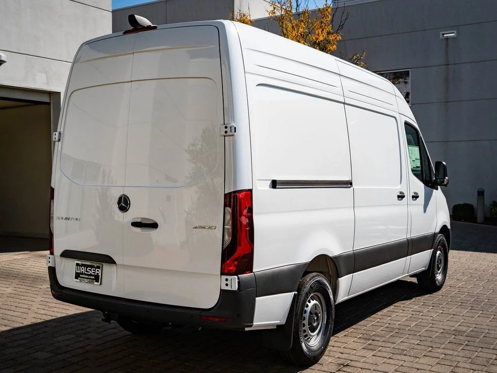 New 2026 Arctic White Mercedes-Benz Cargo 144 WB image 6