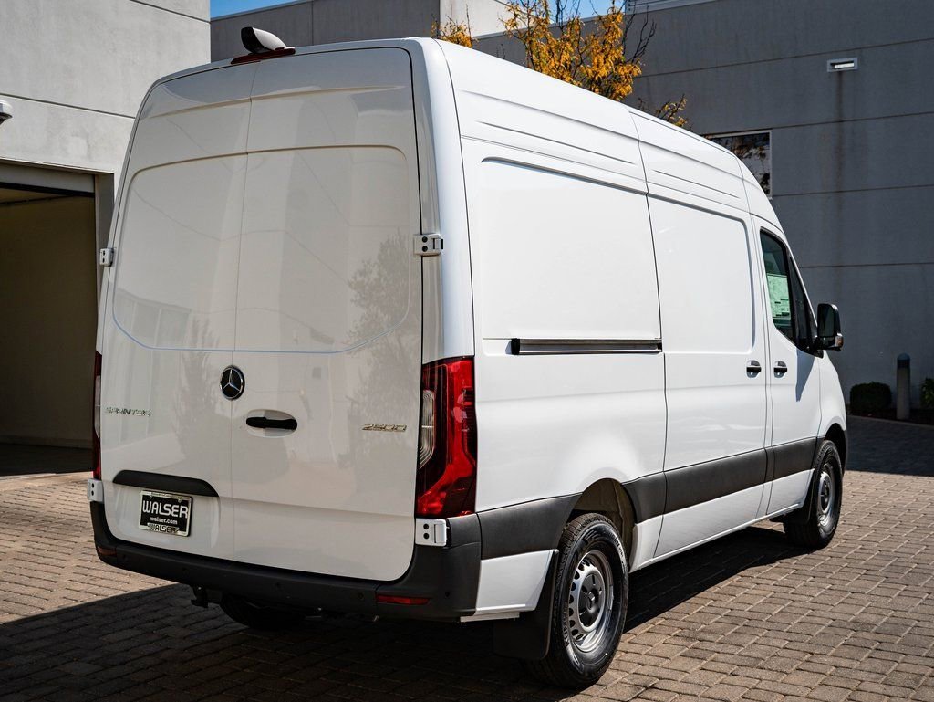 2026 Mercedes-Benz Sprinter Cargo Van Base - Photo 6