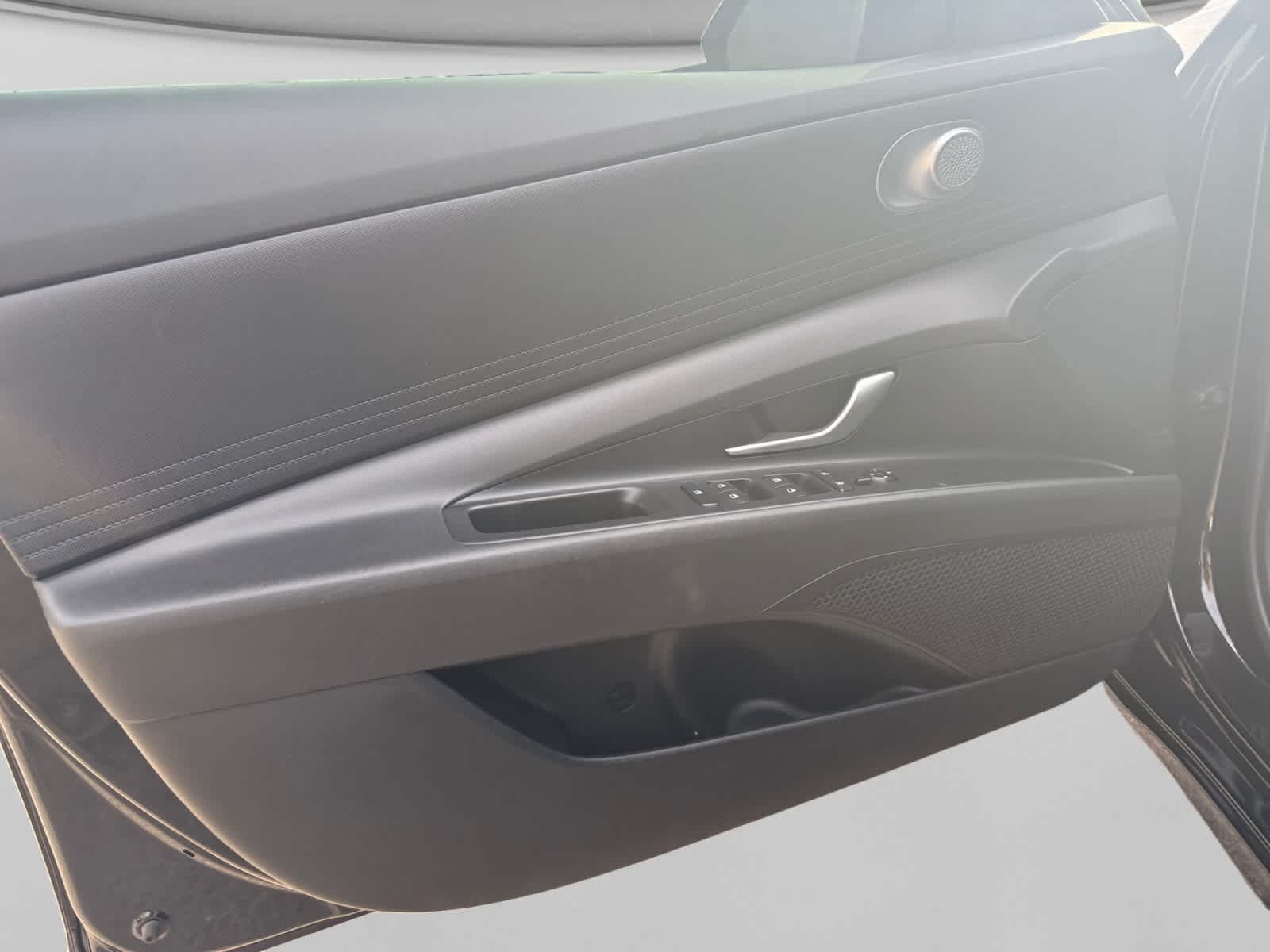 2024 Hyundai Elantra SEL - Photo 10