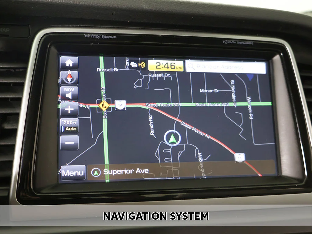 Used 2019 Silver Hyundai Limited image 3