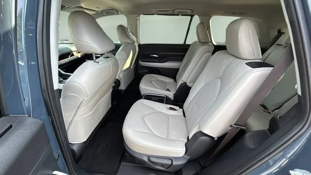 2024 Toyota Grand Highlander Limited - Photo 19