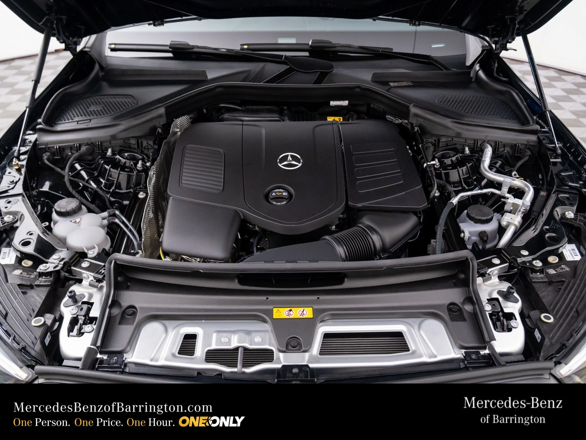New 2026 Black Mercedes-Benz GLC 300 Coupe image 31
