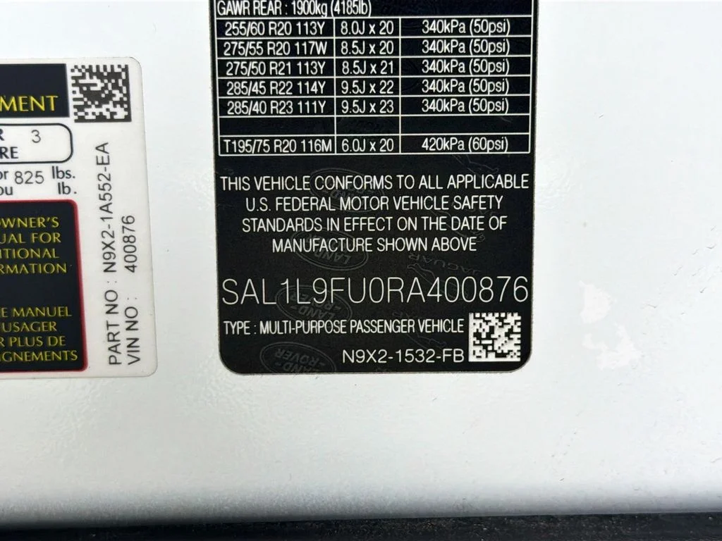 Certified Used 2024 White Land Rover Dynamic SE image 35