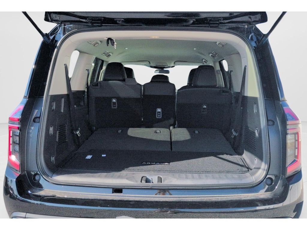 2026 Nissan Armada SV - Photo 12