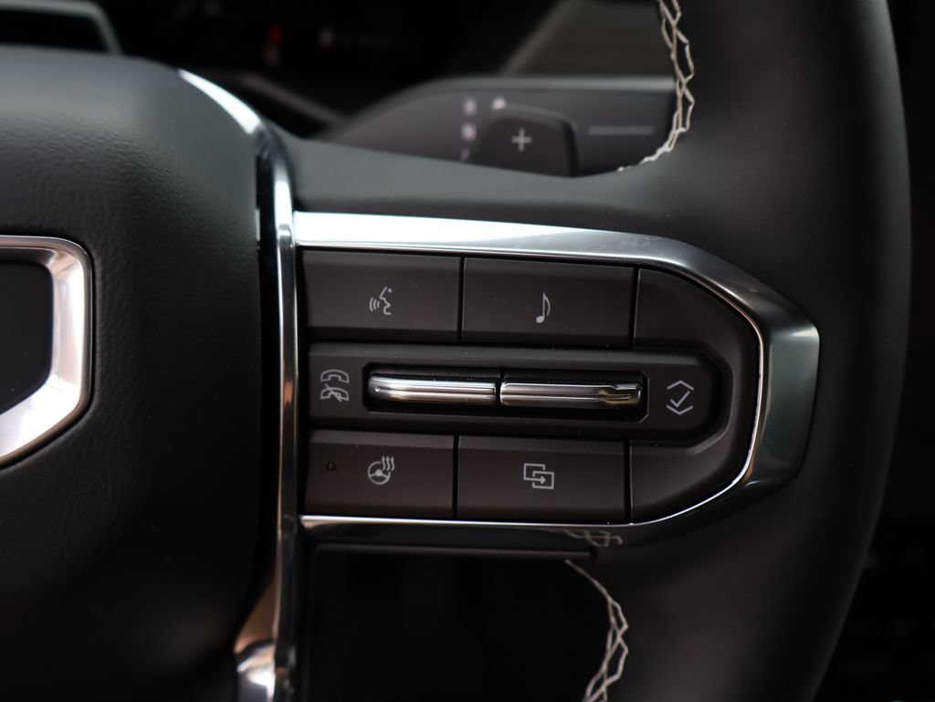 2026 GMC Acadia Denali - Photo 37