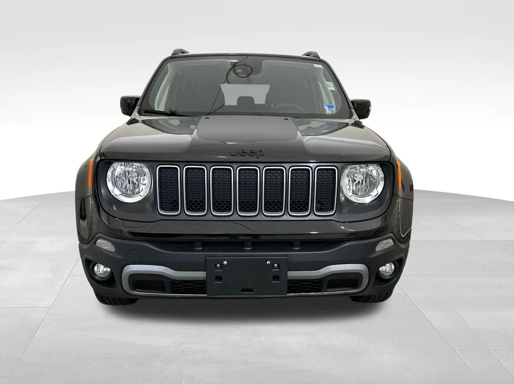 Used 2023 Black Jeep Latitude image 9