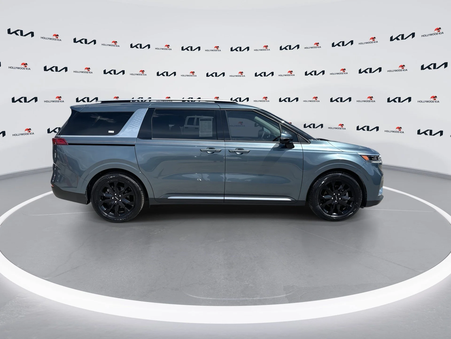 Used 2022 Astra Blue Kia SX Prestige image 9