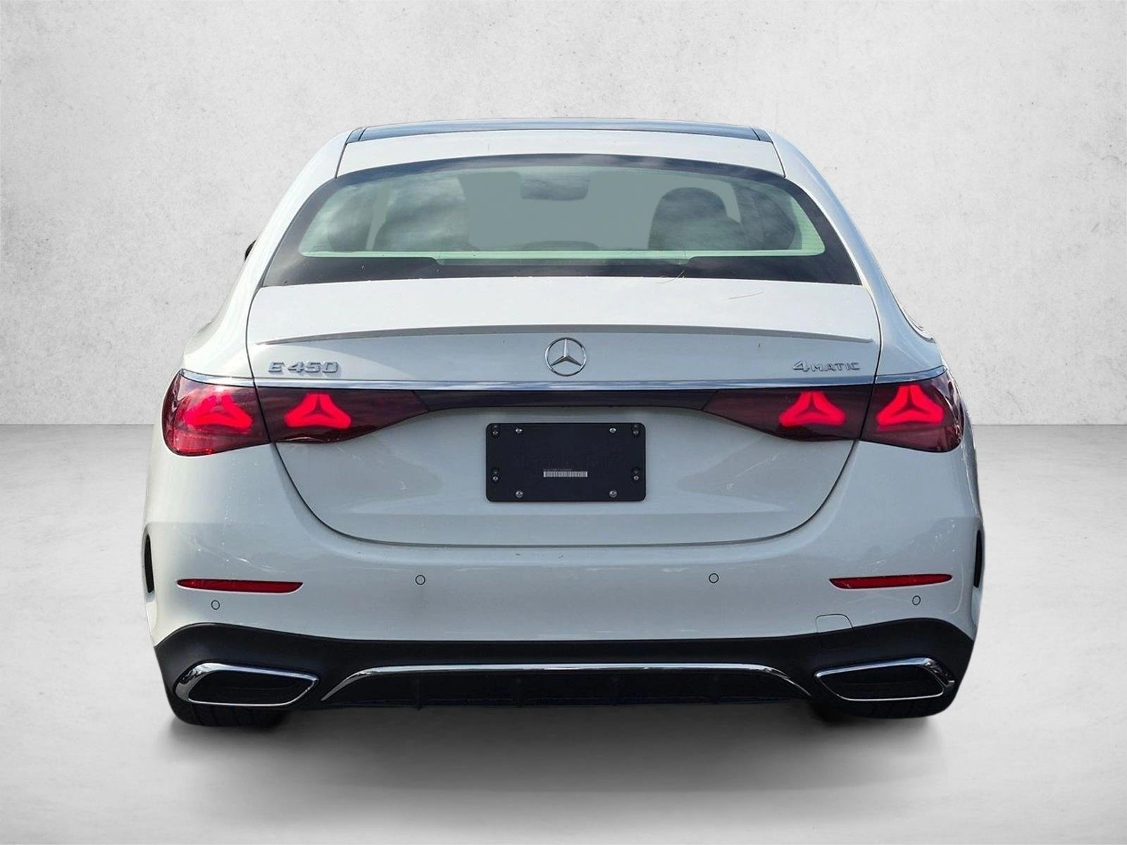 New 2026 Polar White Mercedes-Benz E450 image 7