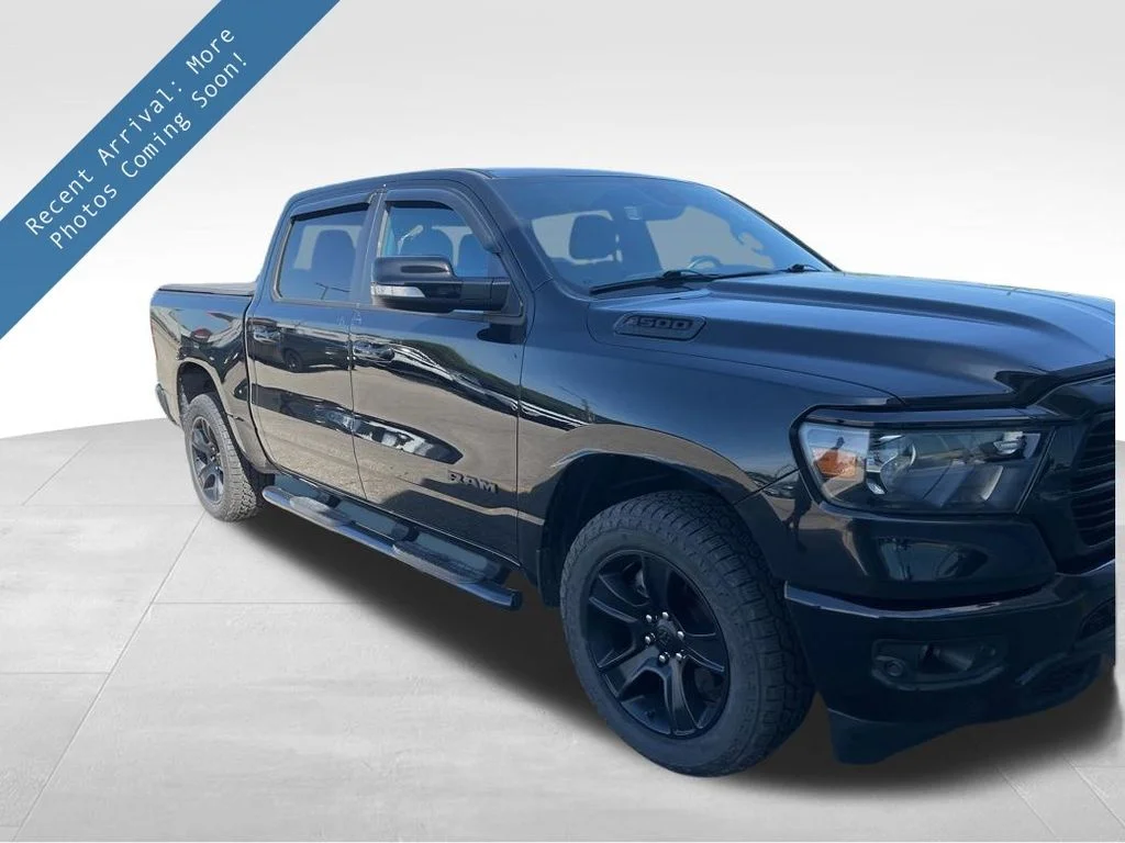 2020 RAM 1500 Big Horn/Lone Star 4x4 Crew Cab 5'7's photo