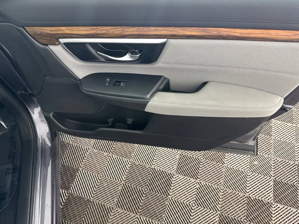 Used 2018  Honda EX image 21
