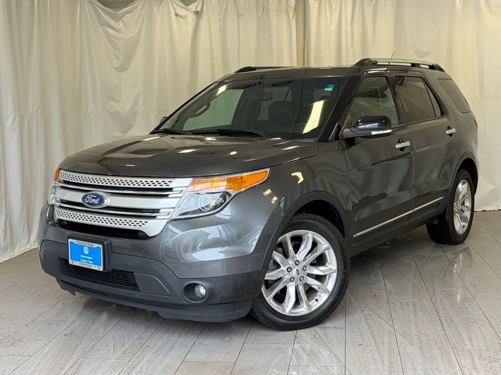 2015 Ford Explorer XLT 4x4's photo