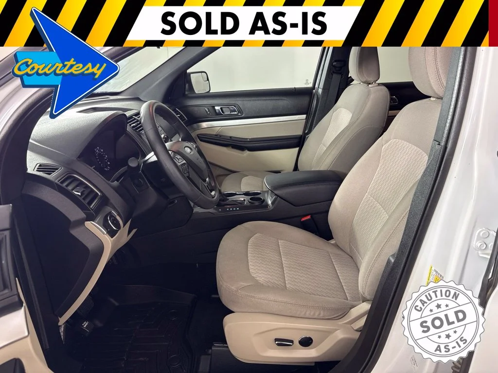 Used 2018 White Ford Base image 25