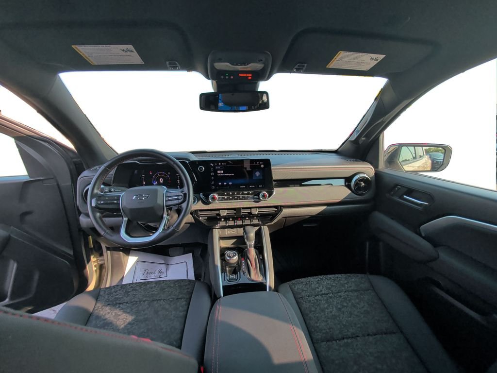 Used 2023 Sand Dune Metallic Chevrolet Z71 image 9