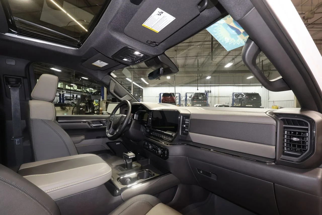 2024 Chevrolet Silverado 1500 ZR2 - Photo 29