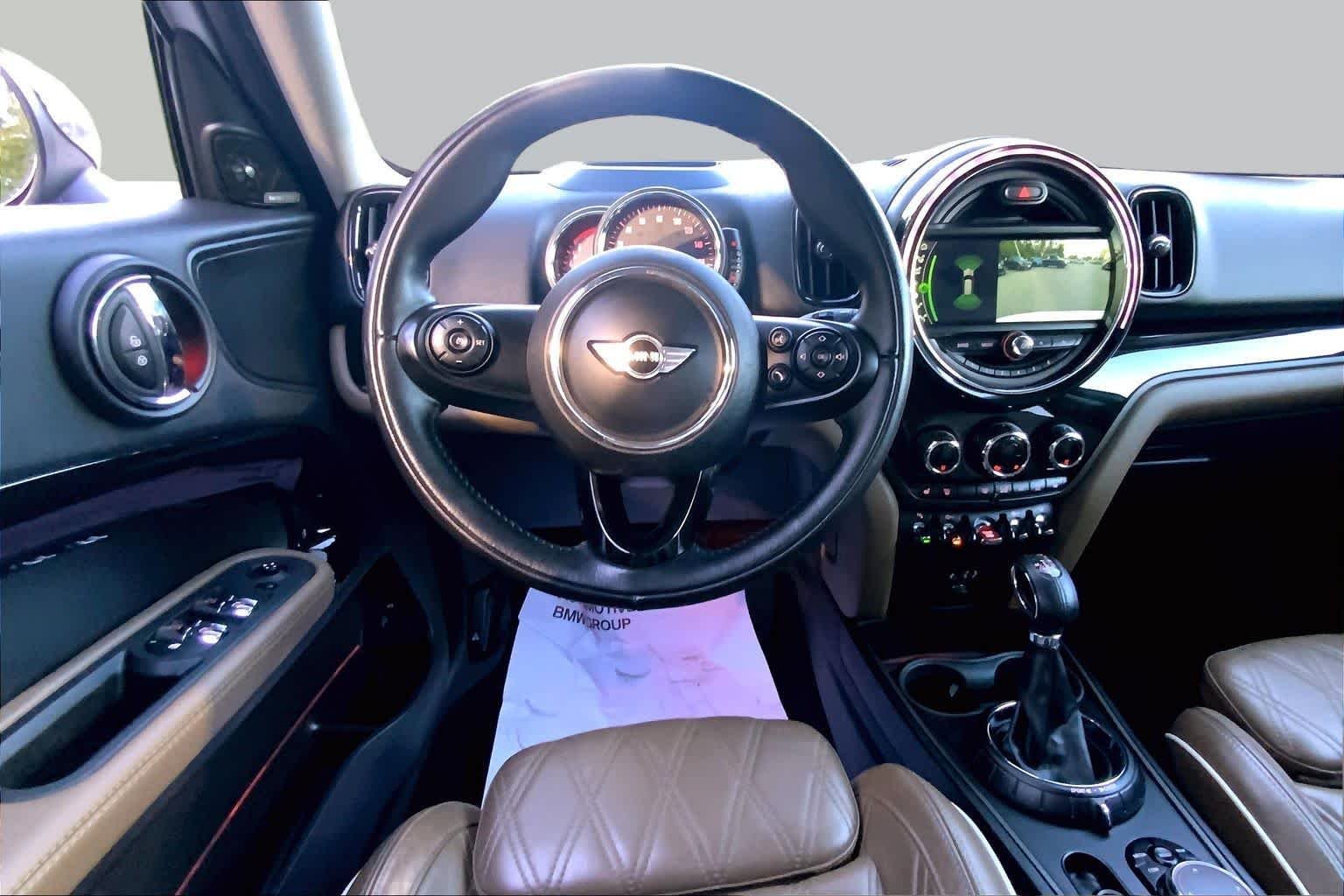 Used 2017 Light White MINI Cooper S image 5