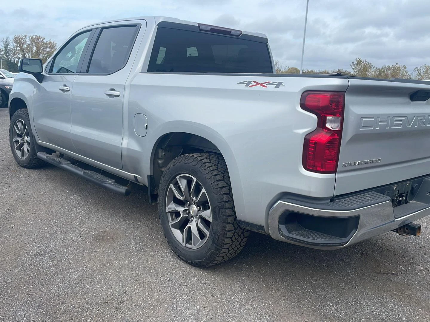 Used 2021 Silver Ice Metallic Chevrolet LT image 10