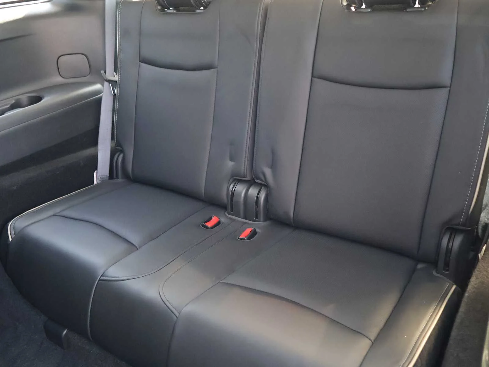 Certified Used 2019 Majestic White INFINITI LUXE image 24