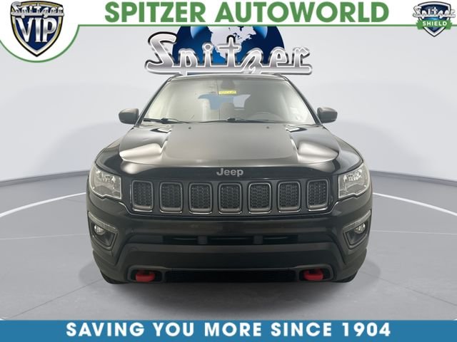 Used 2019 Black Jeep Trailhawk image 3
