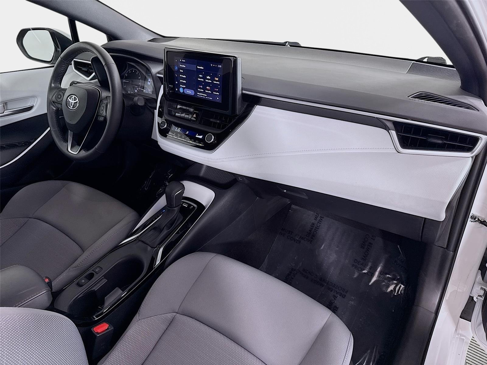 Used 2024 Ice Toyota SE image 26