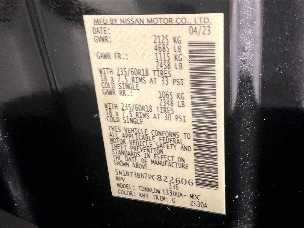 Used 2023 Black Nissan SV image 35