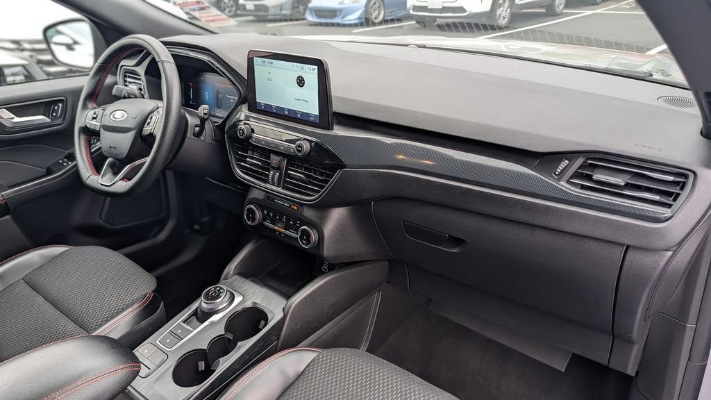 2024 Ford Escape ST-Line - Photo 9