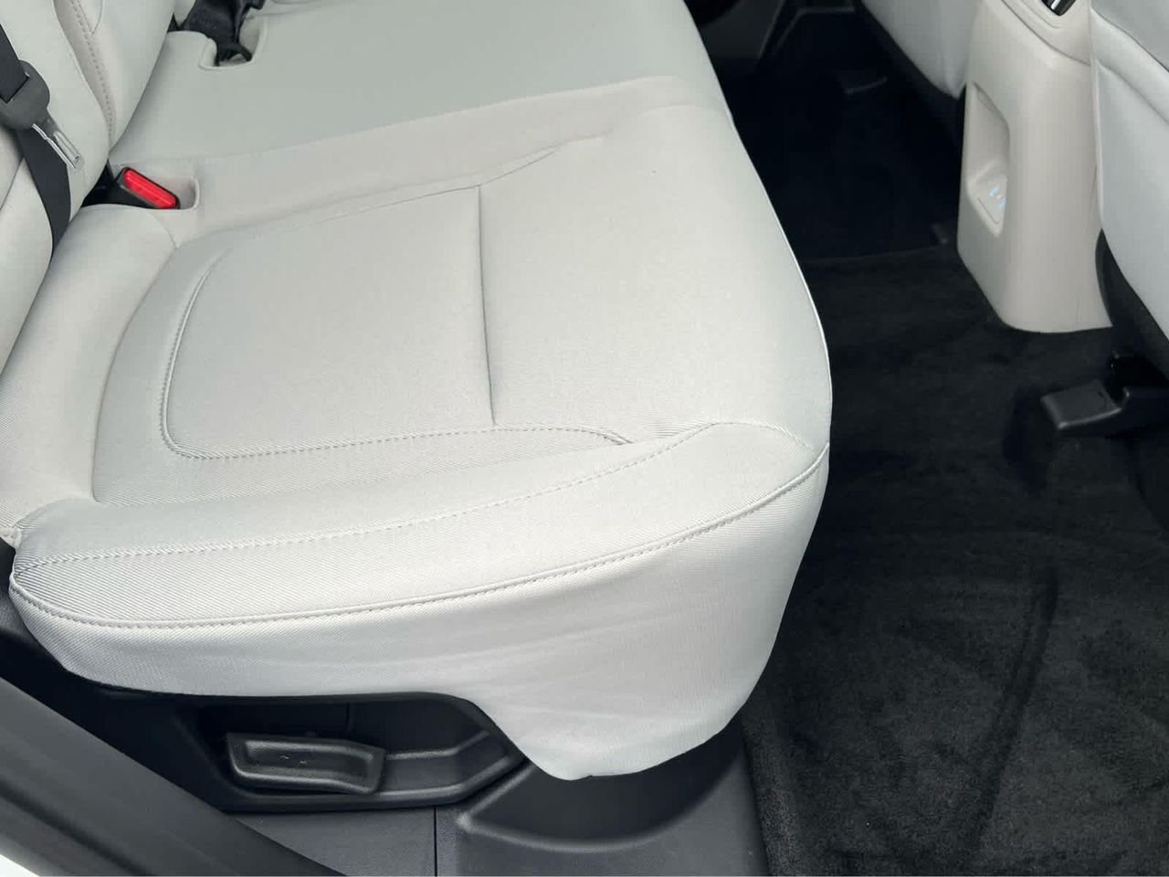 New 2026 Creamy White Pearl Hyundai Blue image 21