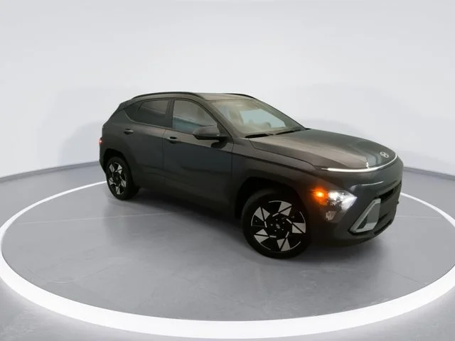 Used 2024 Gray Hyundai SEL image 8