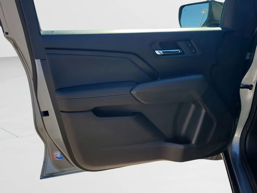 New 2026 Sterling Metallic GMC Elevation image 43