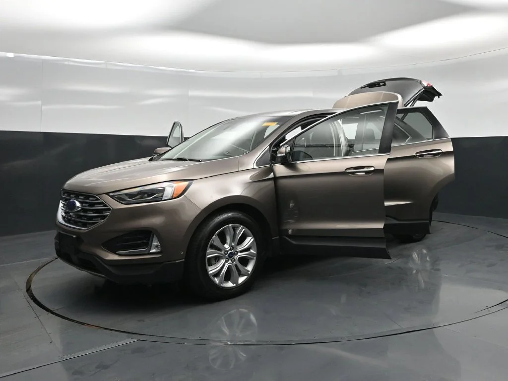 Certified Used 2019 Gray Ford Titanium image 33