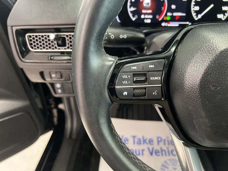 Used 2024  Honda EX-L image 23