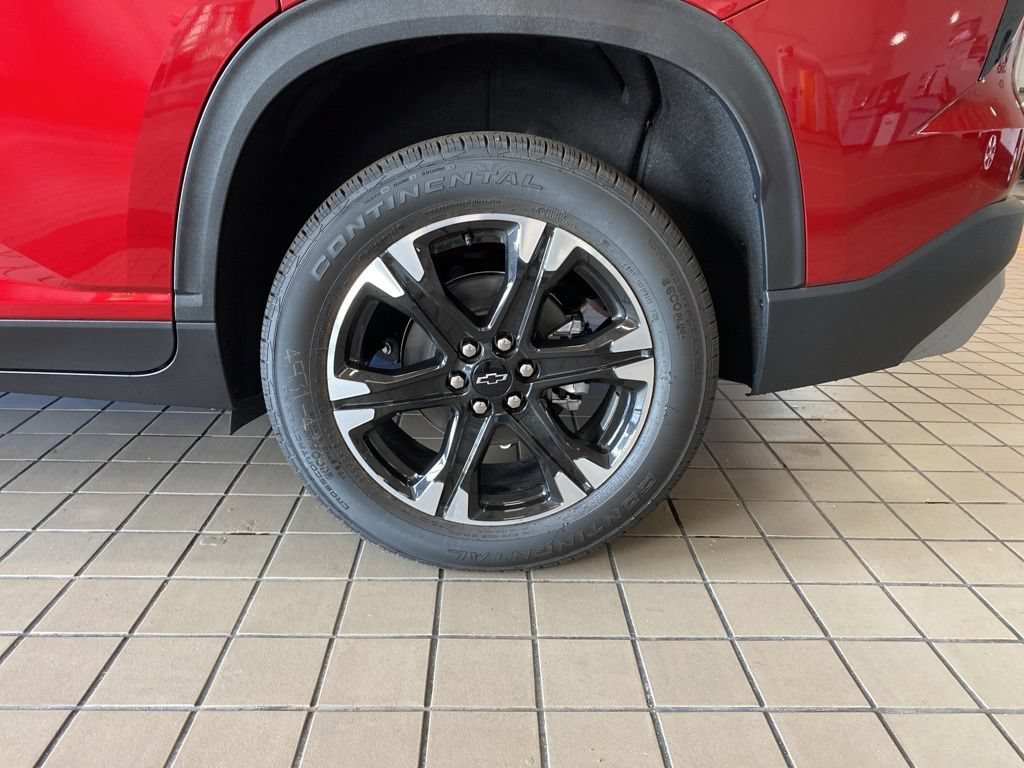 New 2027 Radiant Red Tintcoat Chevrolet LT image 23