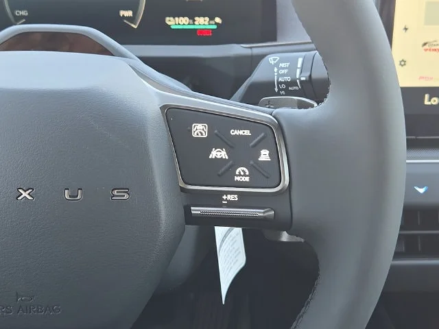 New 2026 Ultra White Lexus PREMIUM image 25