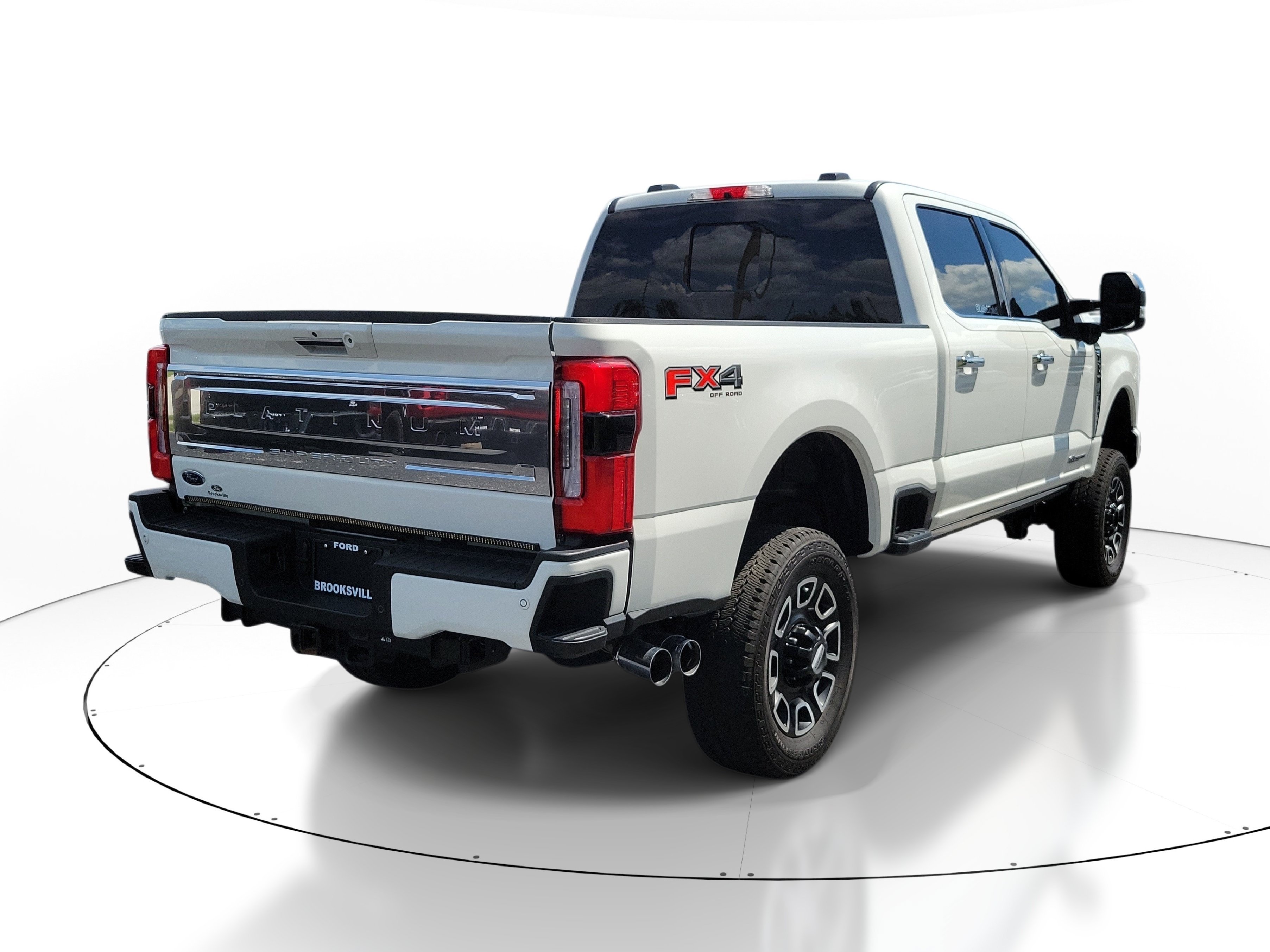 Used 2024 Star White Metallic Tri-Coat Ford Platinum image 5