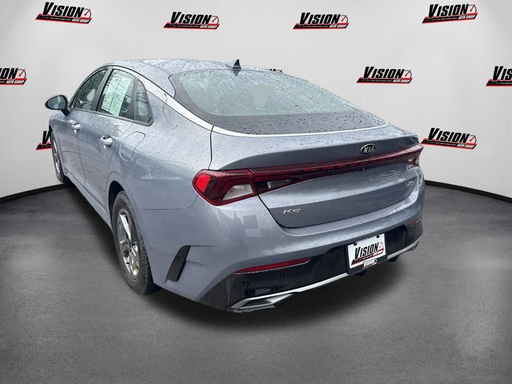 Used 2021 Silver Kia LXS image 9