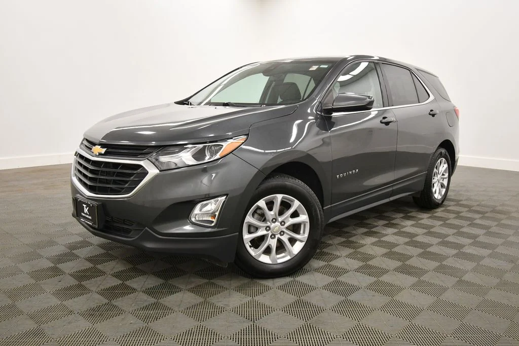 Used 2020 Chevrolet Equinox LT with VIN 3GNAXUEV7LS663288 for sale in Rochester, Minnesota