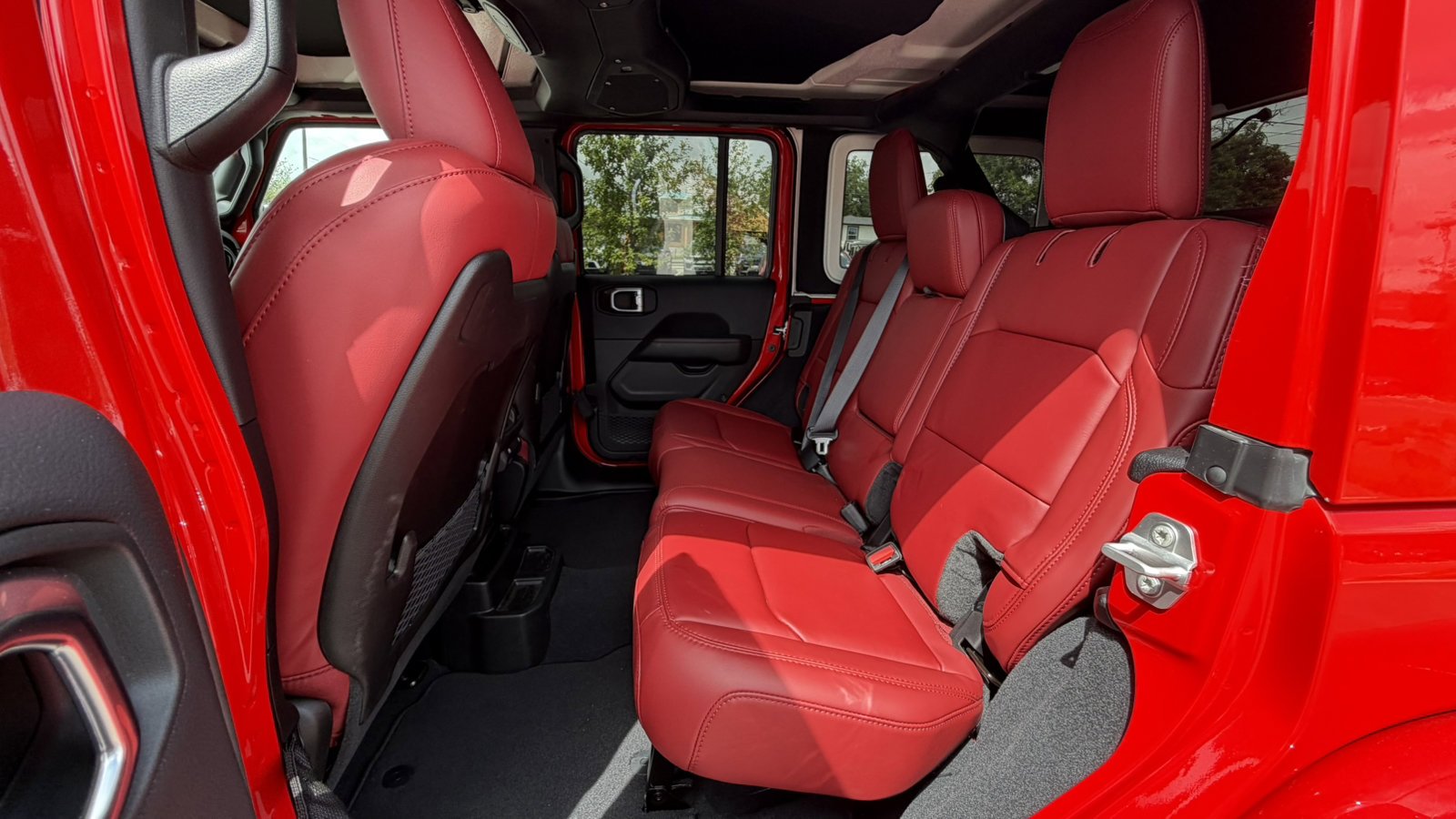 Certified Used 2024 Firecracker Red Clearcoat Jeep Rubicon 392 image 15