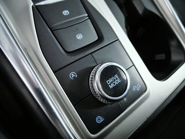 Used 2024 Silver Ford XLT image 28