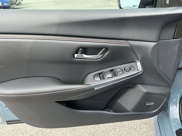 New 2025 Nissan Sentra Xtronic CVT SR