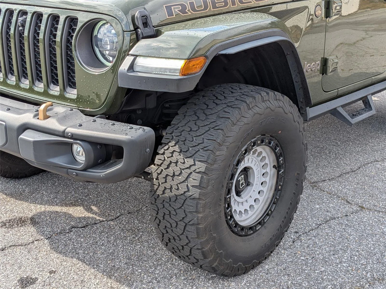 Used 2023 Sarge Green Clearcoat Jeep Rubicon 392 image 9
