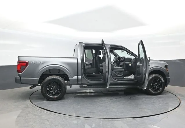 New 2026 Carbonized Gray Metallic Ford XLT image 26