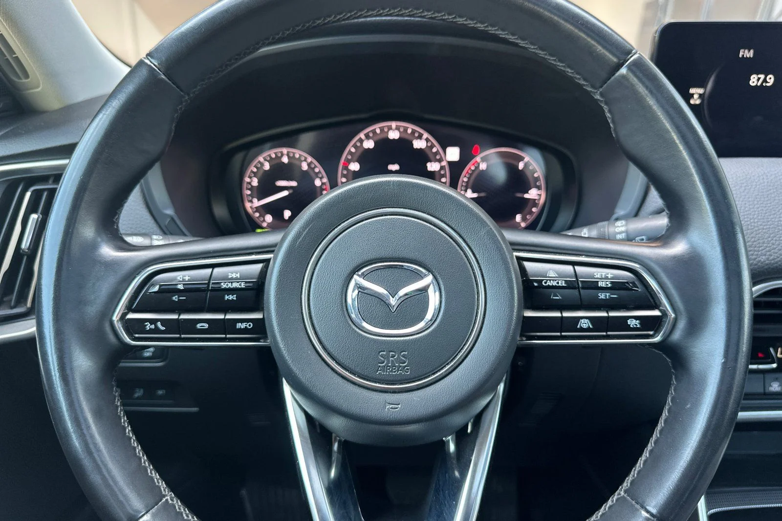 Certified Used 2025 Silver Mazda 3.3 Turbo Premium image 26
