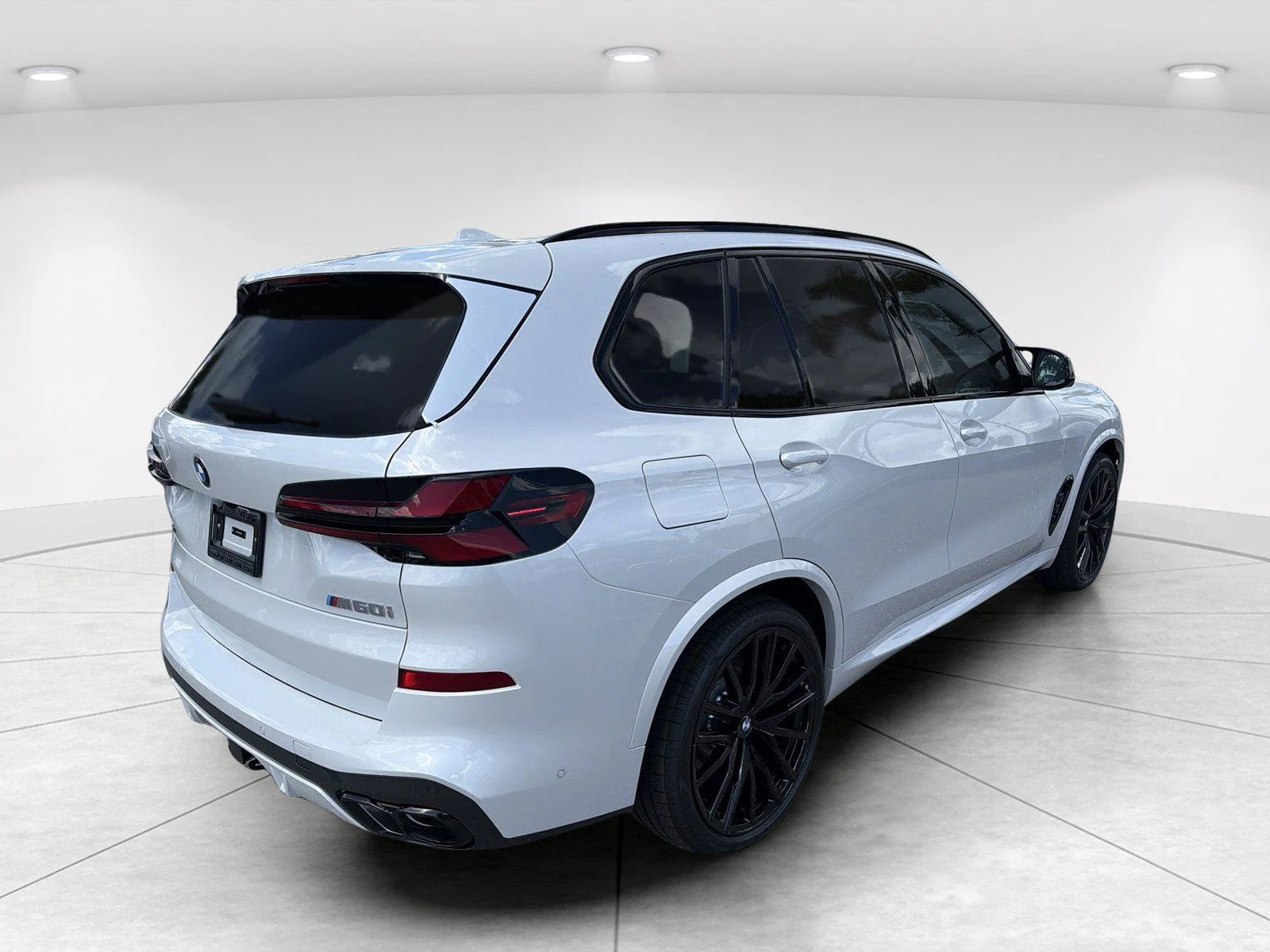 New 2026 Mineral White Metallic BMW M60i image 4