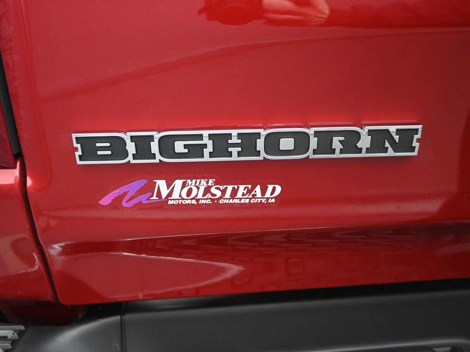 New 2026 Molten Red Pearl-Coat Exterior Paint RAM Big Horn image 16