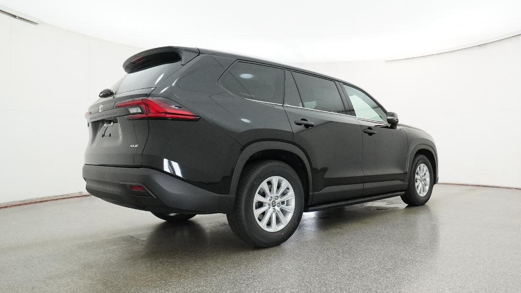 New 2026 Midnight Black Metallic Toyota XLE image 10
