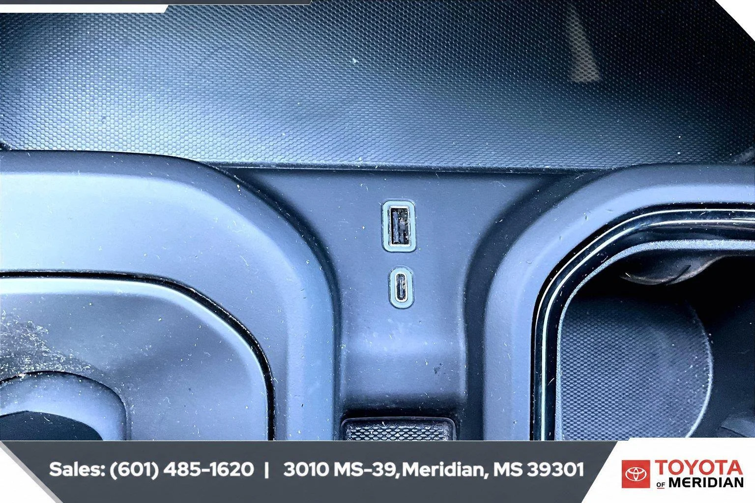 Used 2024 Volcanic Red Tintcoat GMC AT4 image 23