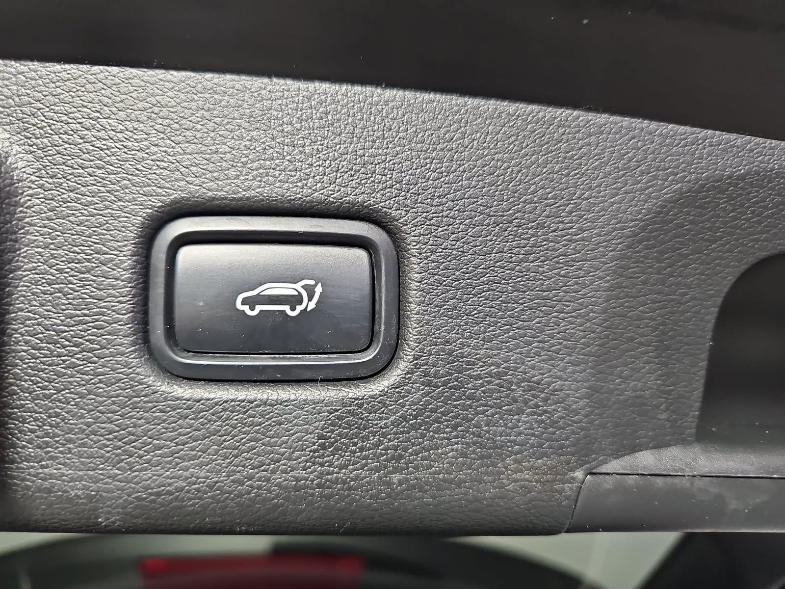 Used 2022 Black Kia SX image 13